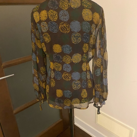 BCBG Silk Sheer Geometric Blouse with Balloon Sleeves and Lace Trim size S - Picture 11 of 11